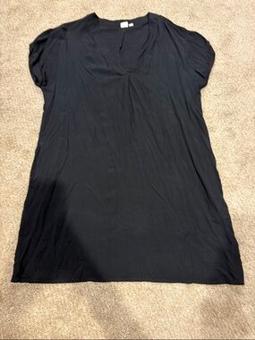 GAP Black V-Neck Short Sleeve Tunic Dress